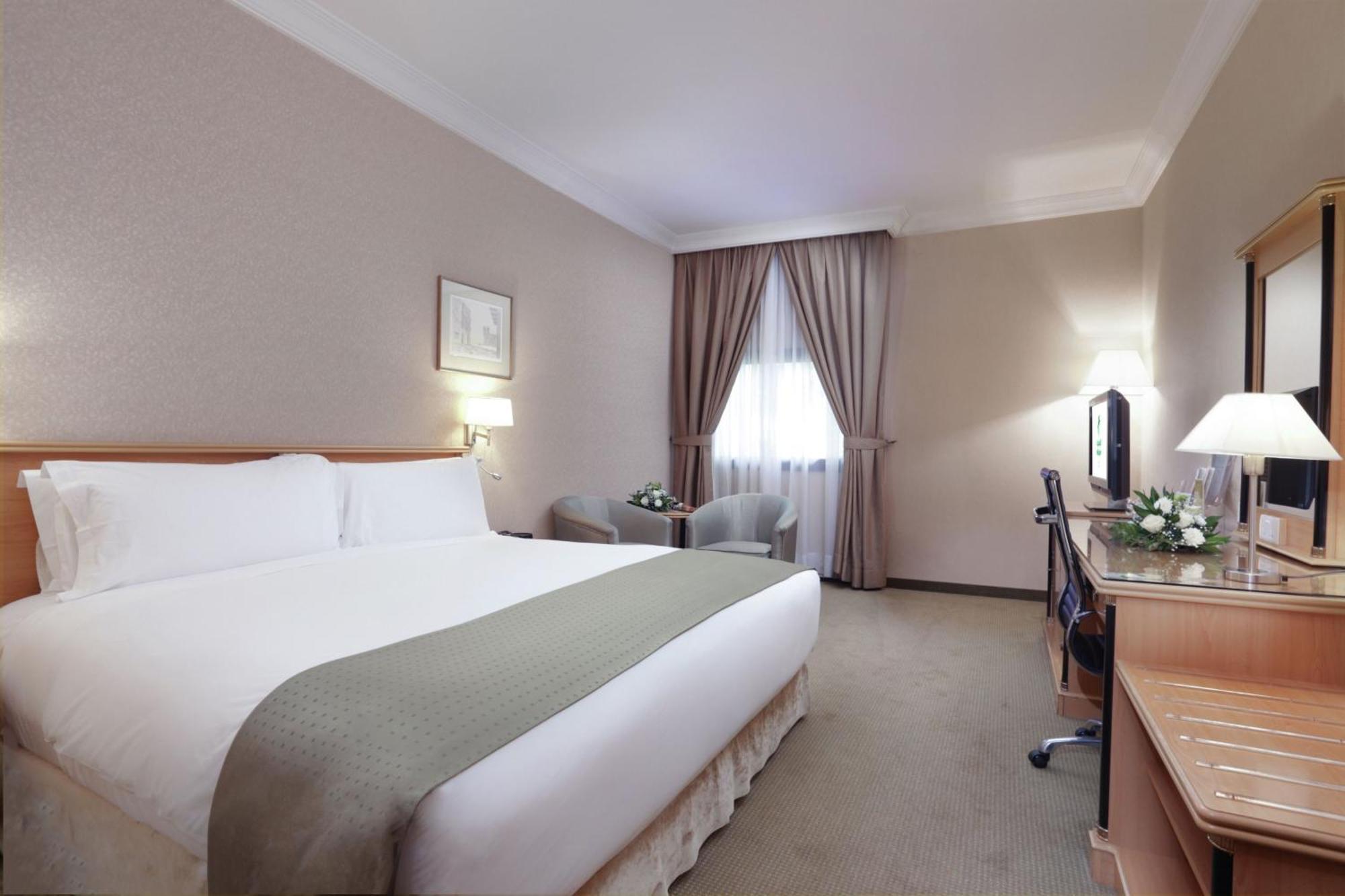 Holiday Inn Yanbu By Ihg Exterior foto