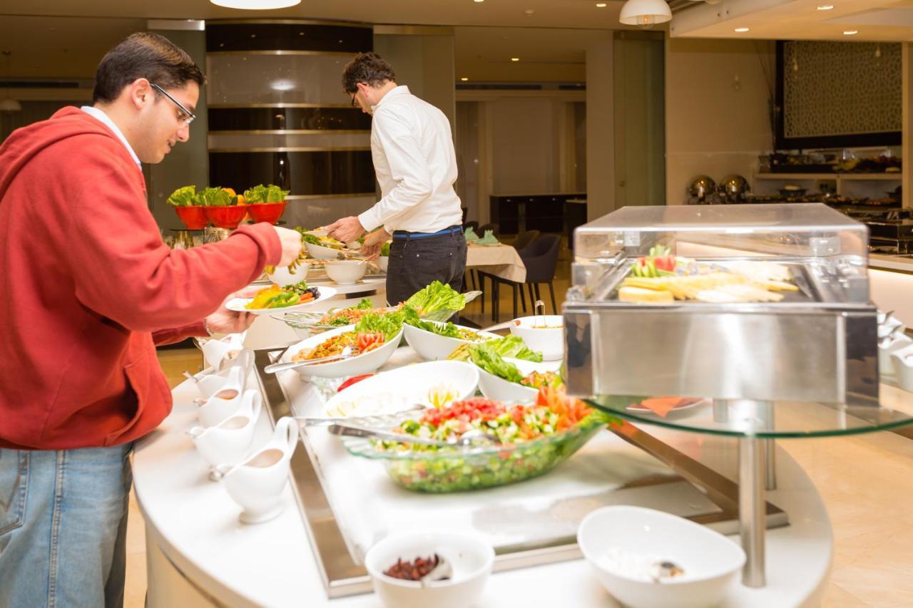 Holiday Inn Yanbu By Ihg Exterior foto